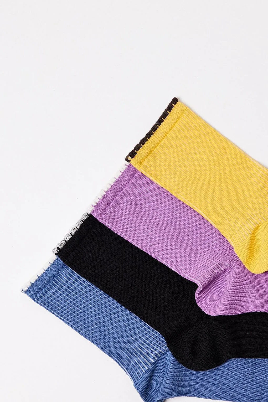 Women's Colorful Quarter Crew Socks 4-Pack