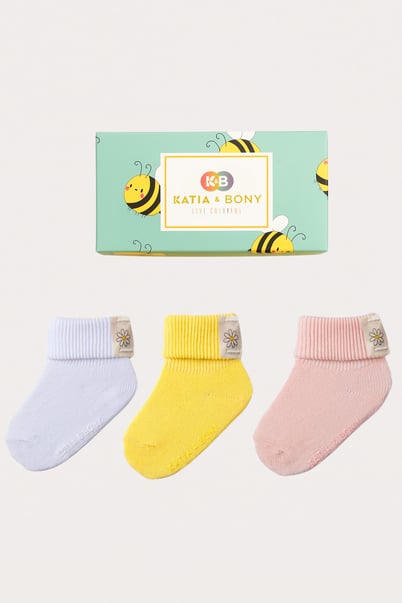 Bee Basic Daisy Bootie Socks Boxed 3-pack